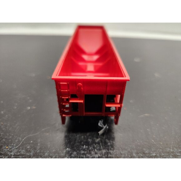 Vintage Red CB&Q Hopper Train Car HO Scale - Picture 2 of 7